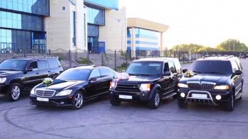 Авто ! "Джипы" и "Легковые" (дорогие машины) с водителем. Для праздник