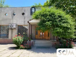 Сдаю в аренду здание площадью 220 кв.м, Ауэзова, б/п