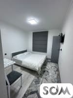 Гостиничный комплекс, М. Ганди 110 Б / Куренкеева.