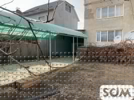 Продаю трехуровневый дом, 8 комнат, г. Каракол, б/п